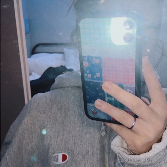 Meet your Posher, Jade - Picture 1 of 1